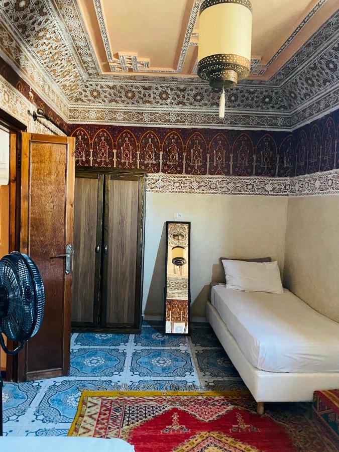 Riad Dar Essassi 23 Marrakesh Buitenkant foto