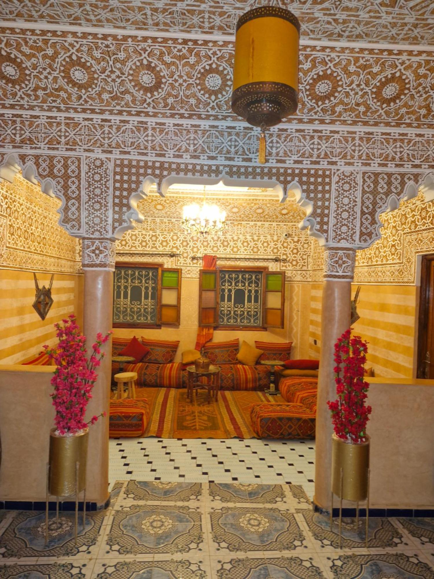 Riad Dar Essassi 23 Marrakesh Buitenkant foto